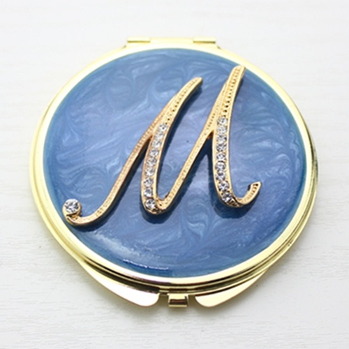 Letters compact mirror