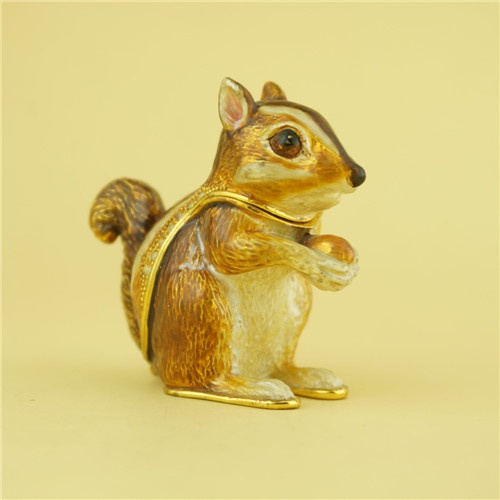 Pewter jewelry box / Cute little squirrel pewter jewelry box