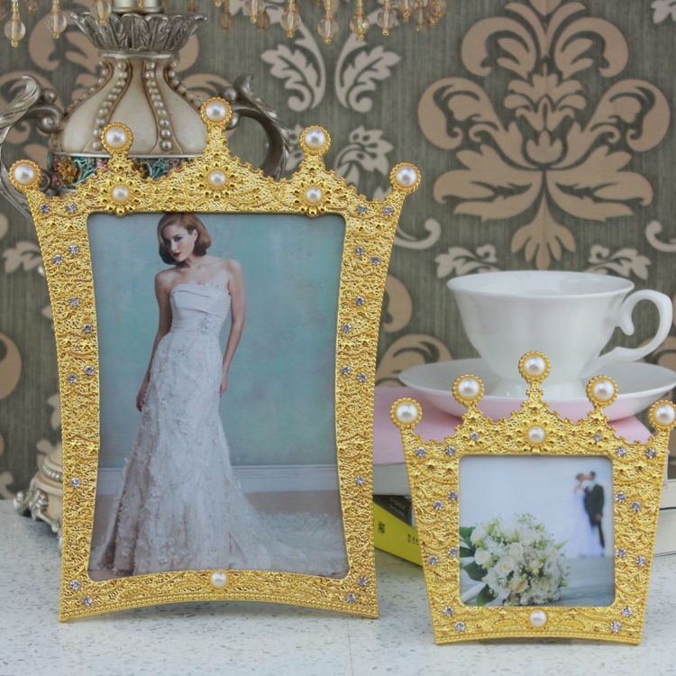 golden crown photo frame,mini metal photo frame