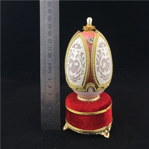 Engraved jewelry box/Handmade goose egg jewelry box
