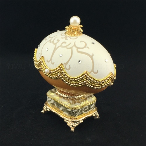 Handmade jewelry box/Goose egg music box