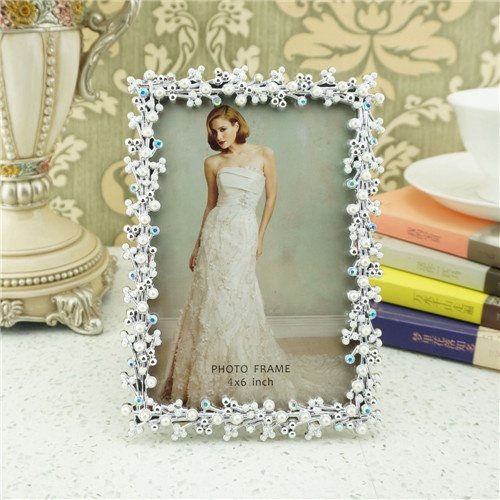 Metal photo frame / Pearl photo frame for wedding photo