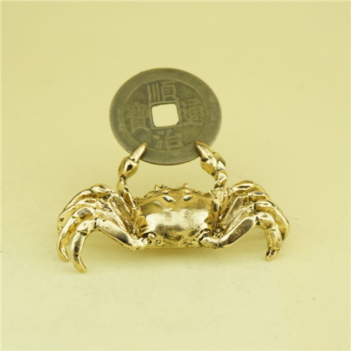 Metal home decorate / Gold crab decoration